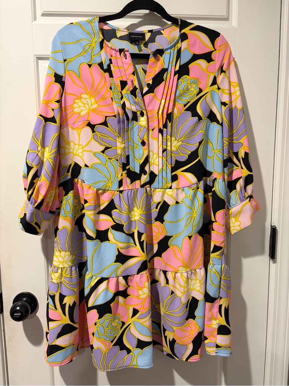 Who What Wear Black and‎ Multicolor Floral Dress